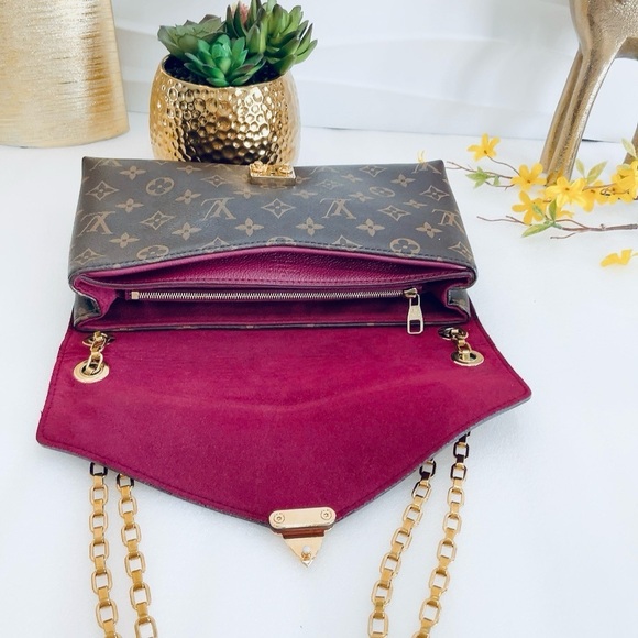 ❤️Beautiful 😱 Authentic Louis Vuitton Pallas Chain Aurore 2 way shoulder bag - Picture 11 of 13